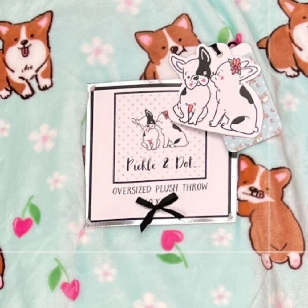 Pickles & Dot - ‘Corgi’s & Hearts’ plush throw. 60” x 70”. NWT. Firm!
